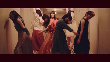 Hinatazaka46 – 窓を開けなくても.mp4
