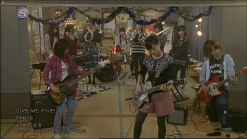 AKB48 – GIVE ME FIVE!.mp4
