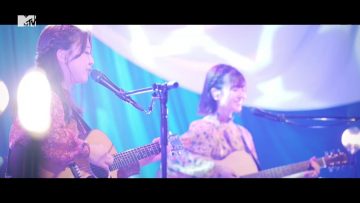 210627 Hinatazaka46 Tomita Suzuka, Matsuda Konoka Live Guitar Playing – MTV ACOUSTIC FLOWERS Until Full Bloom ‘Bell & Like’ – HD.mp4-00004