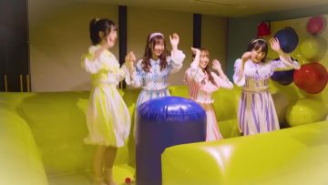 220322 AKB48, Saikin Kiita ~Issho ni Nanka Yatte Mimasen ka~ Unreleased Premium Video ‘Akachan ga Agao ni Naru Medley’ Music Video Another Cut Edition – HD.mp4-00003