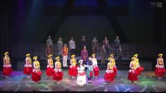 220625 Stage ‘Hula Girl – dance for smile -‘ – Hinatazaka46 Ushio Sarina & AKB48 Suzuki Kurumi, Michieda Saki – HD.mp4-00002