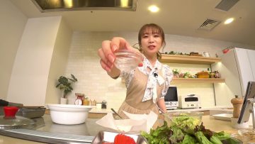 230529 cookpadLive – Konya, Manatsu to Nani Taberu 03 – Studio View – ex-Nogizaka46 Akimoto Manatsu – FHD.mp4-00001