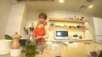 231010 cookpadLive – Konya, Manatsu to Nani Taberu 08 – Studio View – ex-Nogizaka46 Akimoto Manatsu – FHD.mp4-00006