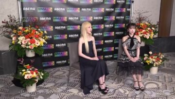 231202 MMA2023 The 15th Melon Music Awards – AKB48 Honda Hitomi & ex-HKT48 Yabuki Nako – HD.mp4-00004