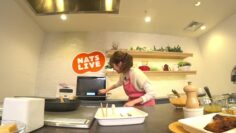 231219 NATSLIVE – Konya, Manatsu to Nani Taberu 10 – Studio View – ex-Nogizaka46 Akimoto Manatsu – FHD.mp4-00003