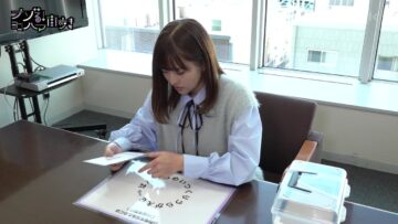 240210 Nazoru! Yokohama Machi Aruki – ex-Nogizaka46 Ito Karin – HD.mp4-00001