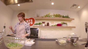 240426 NATSLIVE – Konya, Manatsu to Nani Taberu 14 Studio View – ex-Nogizaka46 Akimoto Manatsu – FHD.mp4-00001